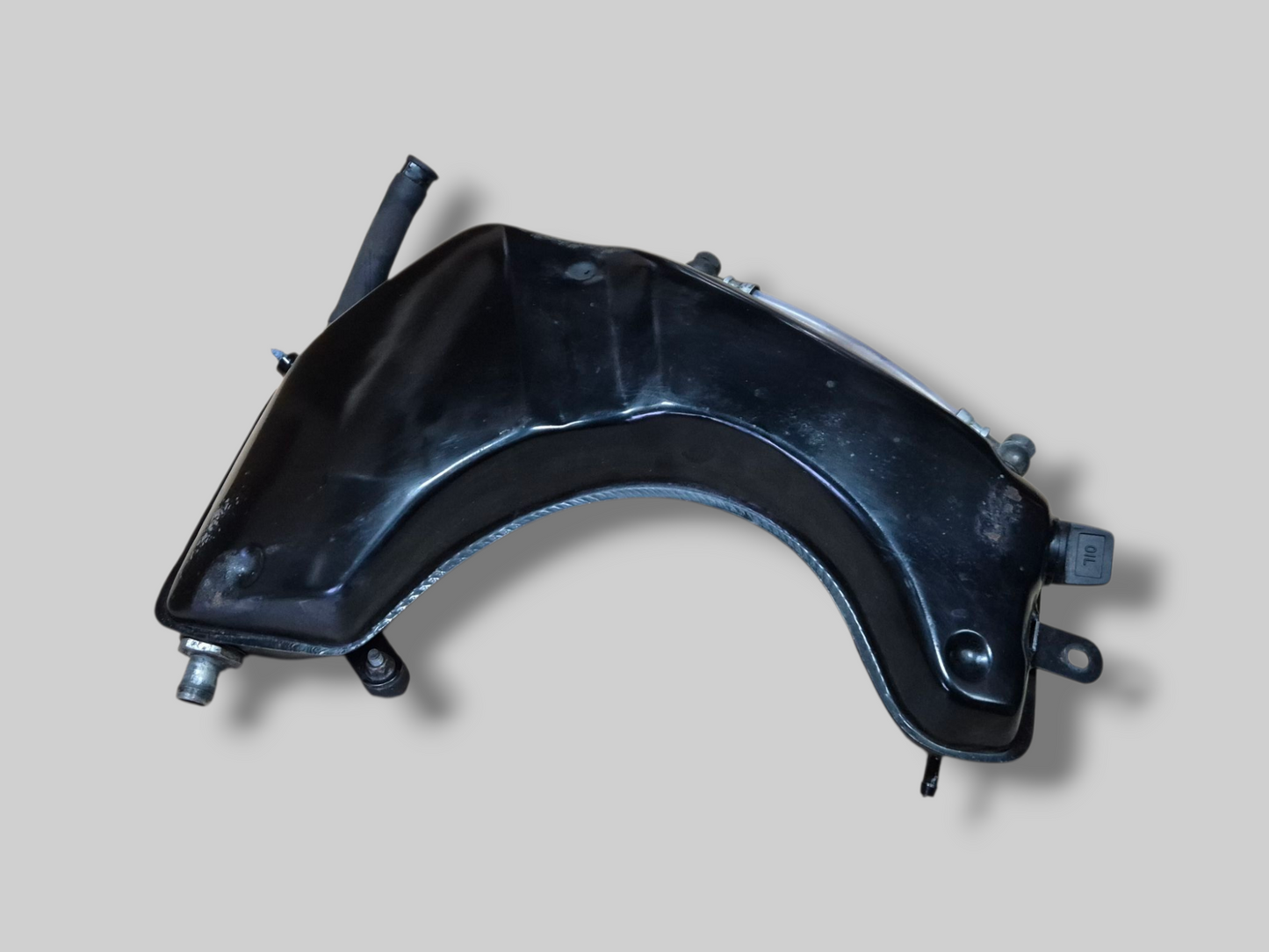 OLIETANKRESERVOIR AP8138558 Aprilia RSV Mille 98-03 / Tuono 02-05
