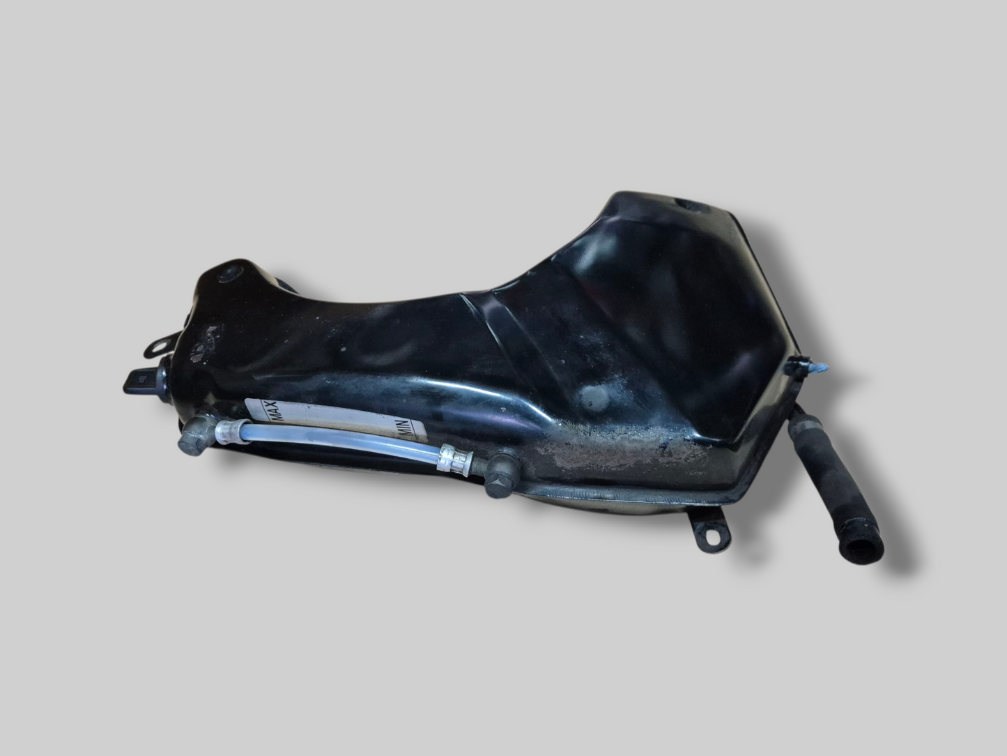 OLIETANKRESERVOIR AP8138558 Aprilia RSV Mille 98-03 / Tuono 02-05