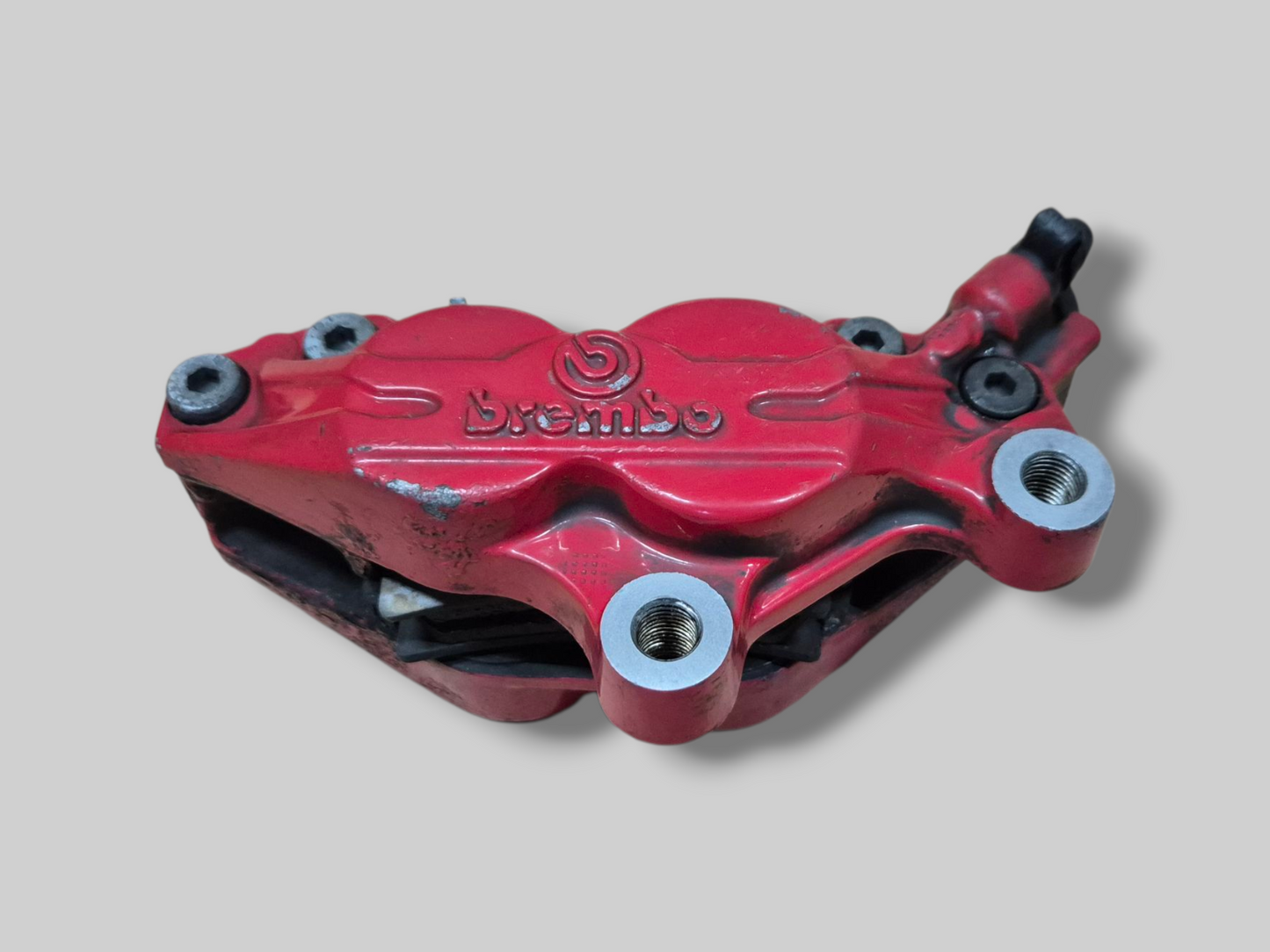 FRONT RIGHT BRAKE CALIPER BREMBO P2 RED AP8113774 Aprilia RSV Mille 98-03 / Tuono 02-05