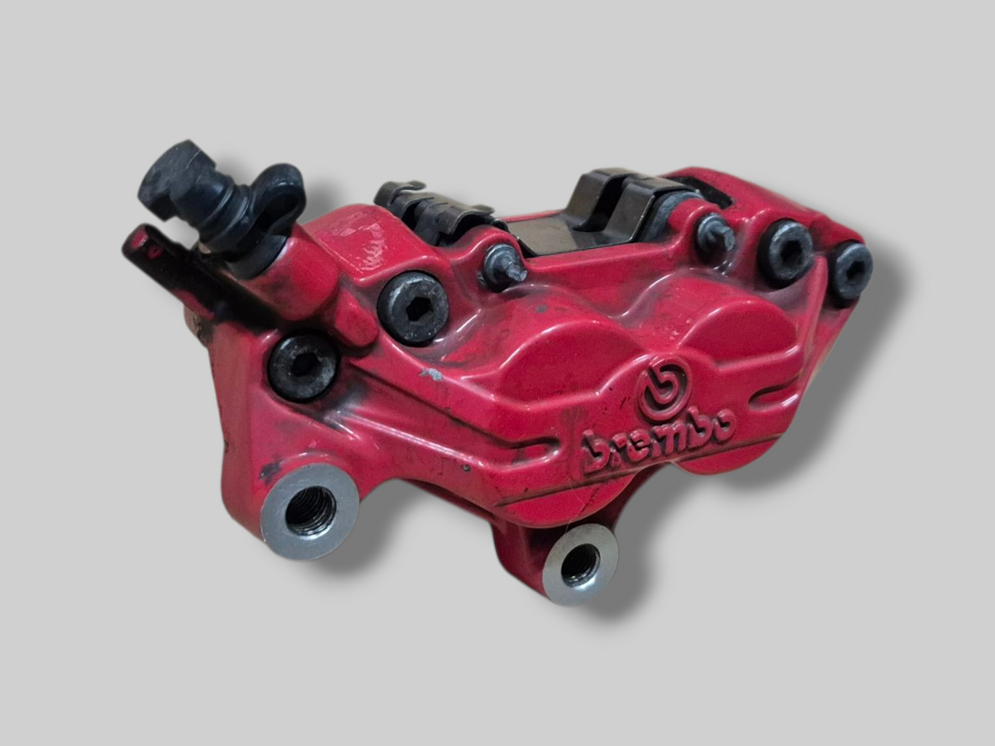 FRONT LEFT BRAKE CALIPER BREMBO P2 RED AP8113775 Aprilia RSV Mille 98-03 / Tuono 02-05