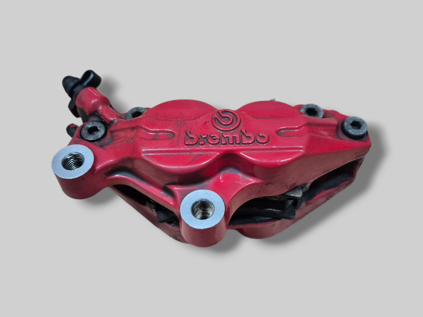 FRONT LEFT BRAKE CALIPER BREMBO P2 RED AP8113775 Aprilia RSV Mille 98-03 / Tuono 02-05