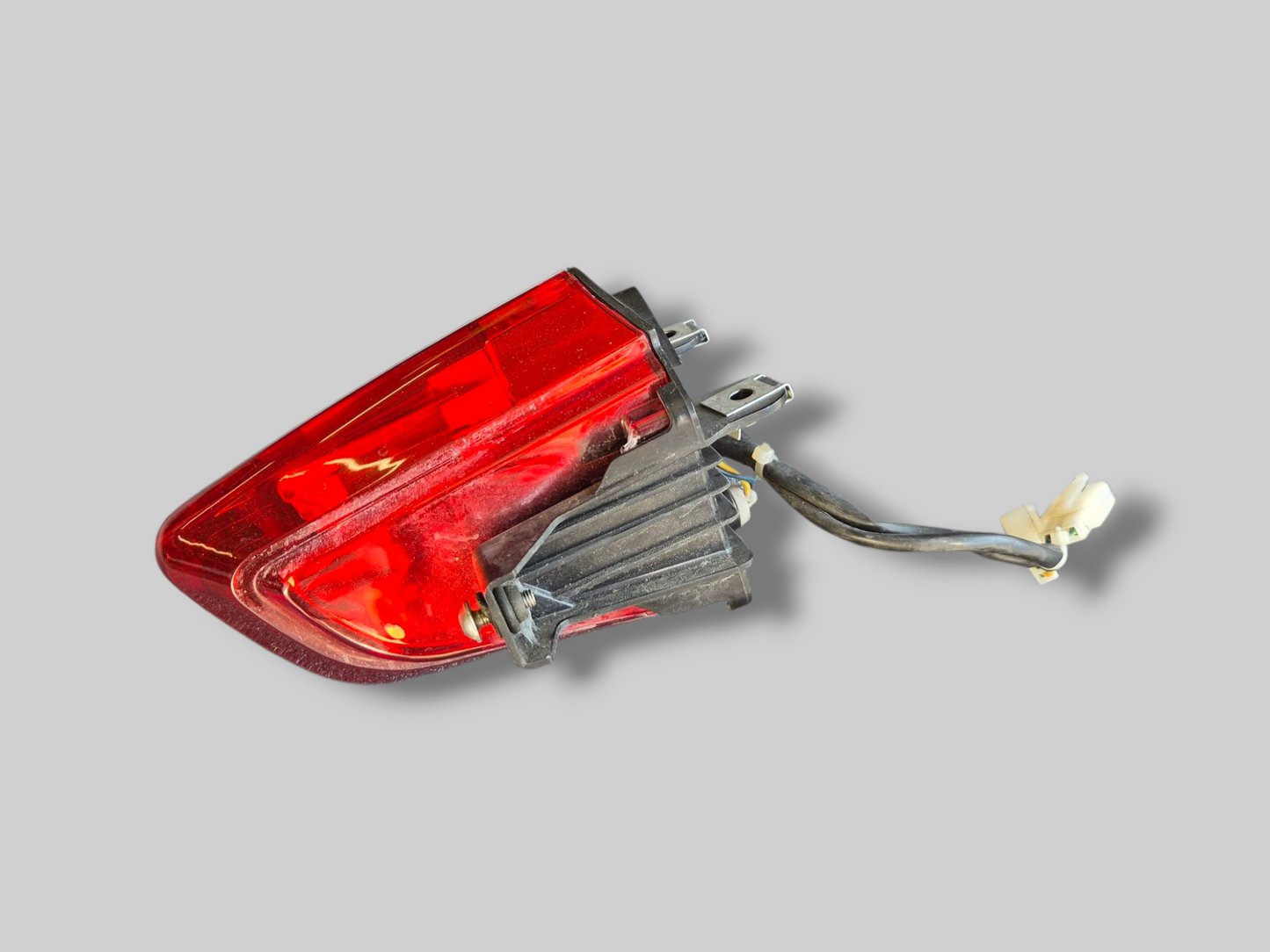 TAIL LIGHT AP8127153 Aprilia RSV1000R 2004-2005