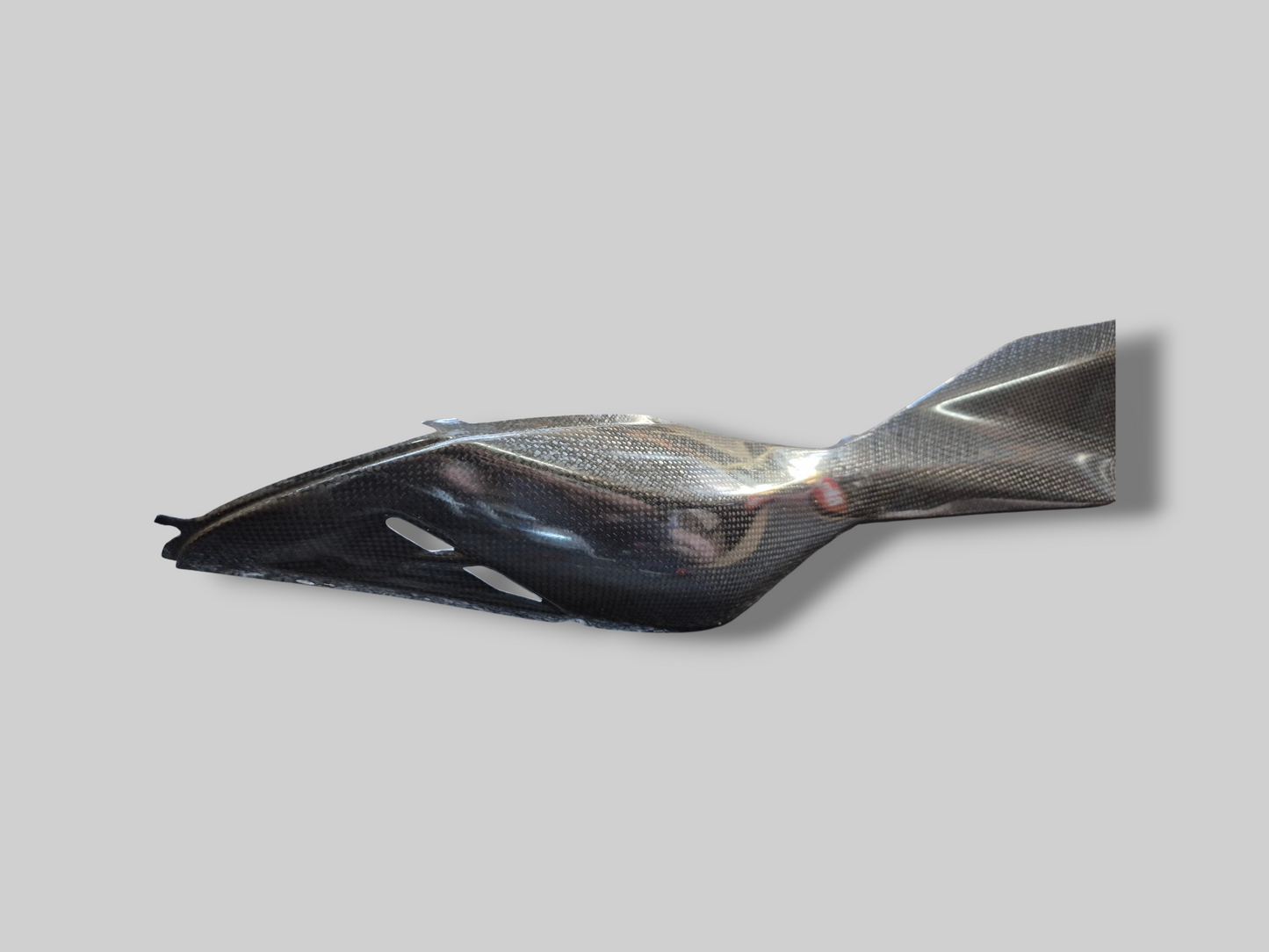 RIGHT-HAND SIDE PANEL FAIRING CARBON AP8158139 Aprilia RSV1000R 2004-2005