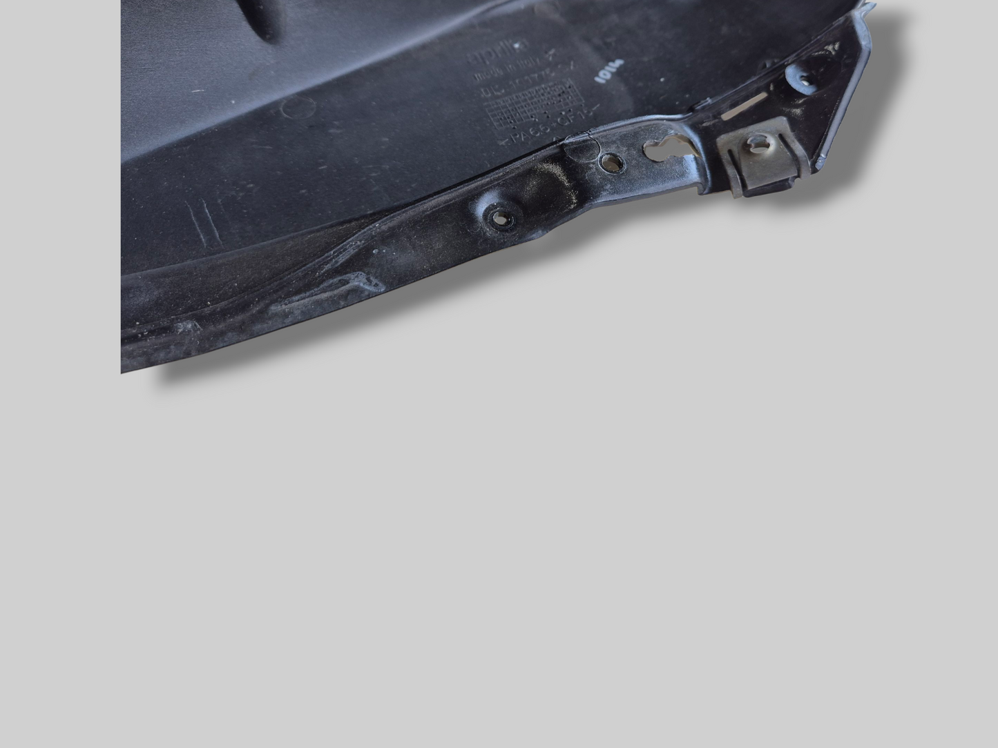 LEFT-HAND SIDE OUTER AIR INTAKE DUCT BLACK AP8168438 Aprilia RSV Mille 1998-2003