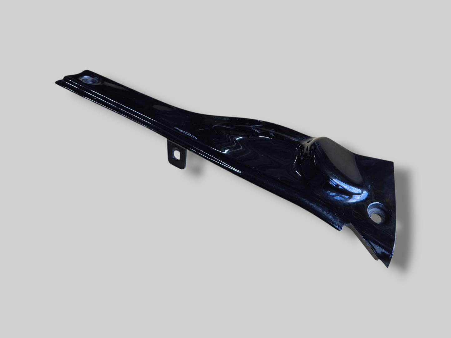 UPPER RIGHT-HAND FAIRING GLOSS BLACK AP8148529 Aprilia RSV Mille 98-03