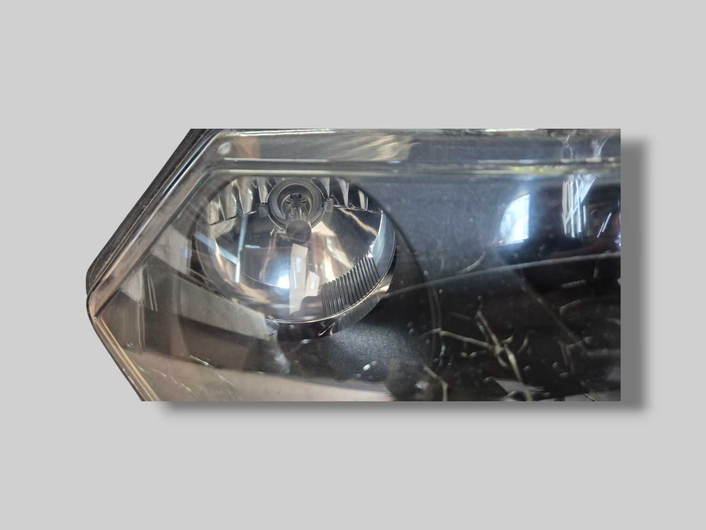 HEADLIGHT UNIT EU/USA AP8124945 Aprilia RSV Mille 01-03 / Tuono 02-05