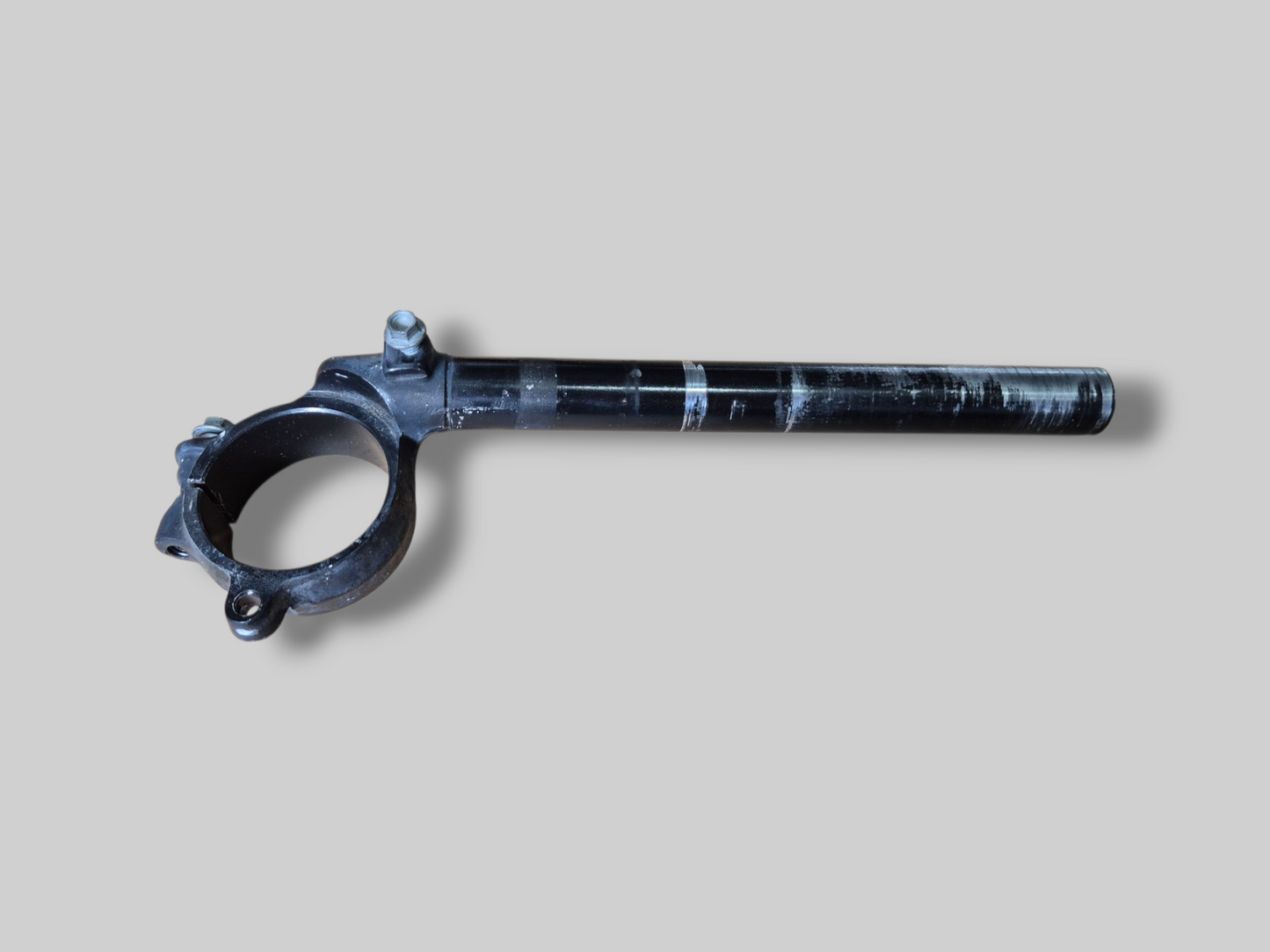 CÔTÉ DROIT 54mm GUIDON CLIP-ON AP8118592 Aprilia RSV Mille 98-03