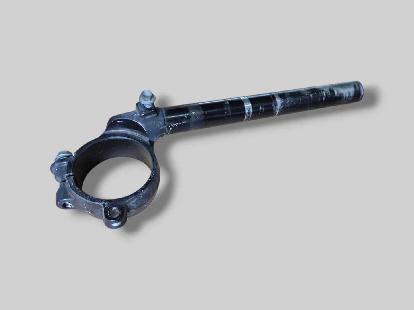 CÔTÉ DROIT 54mm GUIDON CLIP-ON AP8118592 Aprilia RSV Mille 98-03