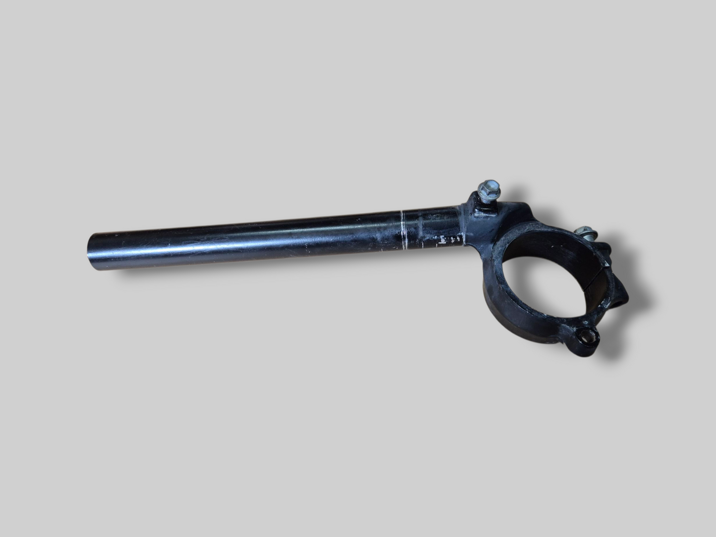 CÔTÉ DROIT 54mm GUIDON CLIP-ON AP8118592 Aprilia RSV Mille 98-03
