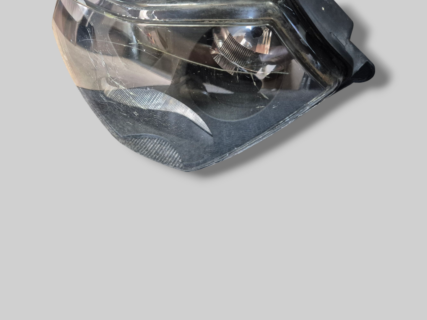 HEADLIGHT UNIT EU/USA AP8124945 Aprilia RSV Mille 01-03 / Tuono 02-05