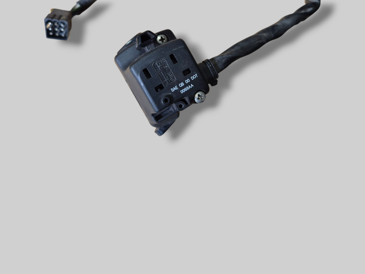 LEFT-HAND SIDE HANDLEBAR LIGHT SWITCH AP8127524 Aprilia RSV Mille 98-03 / Tuono 02-05