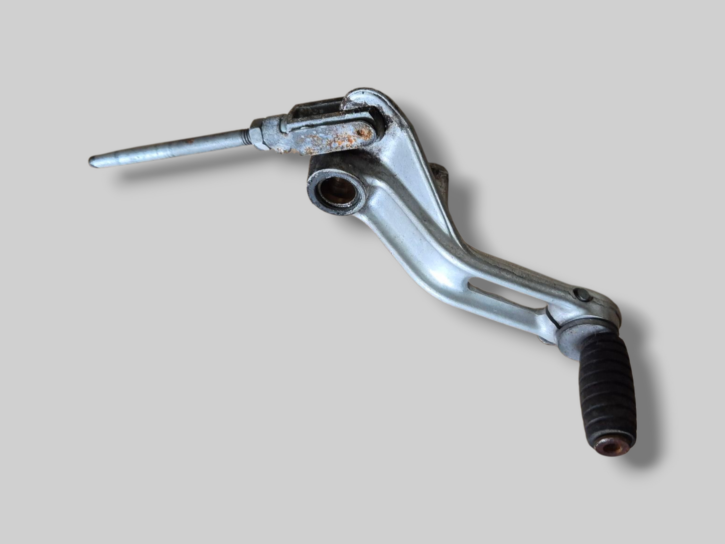 REAR BRAKE PEDAL LEVER AP8135925 Aprilia RSV Mille 98-03 / Tuono 02-05