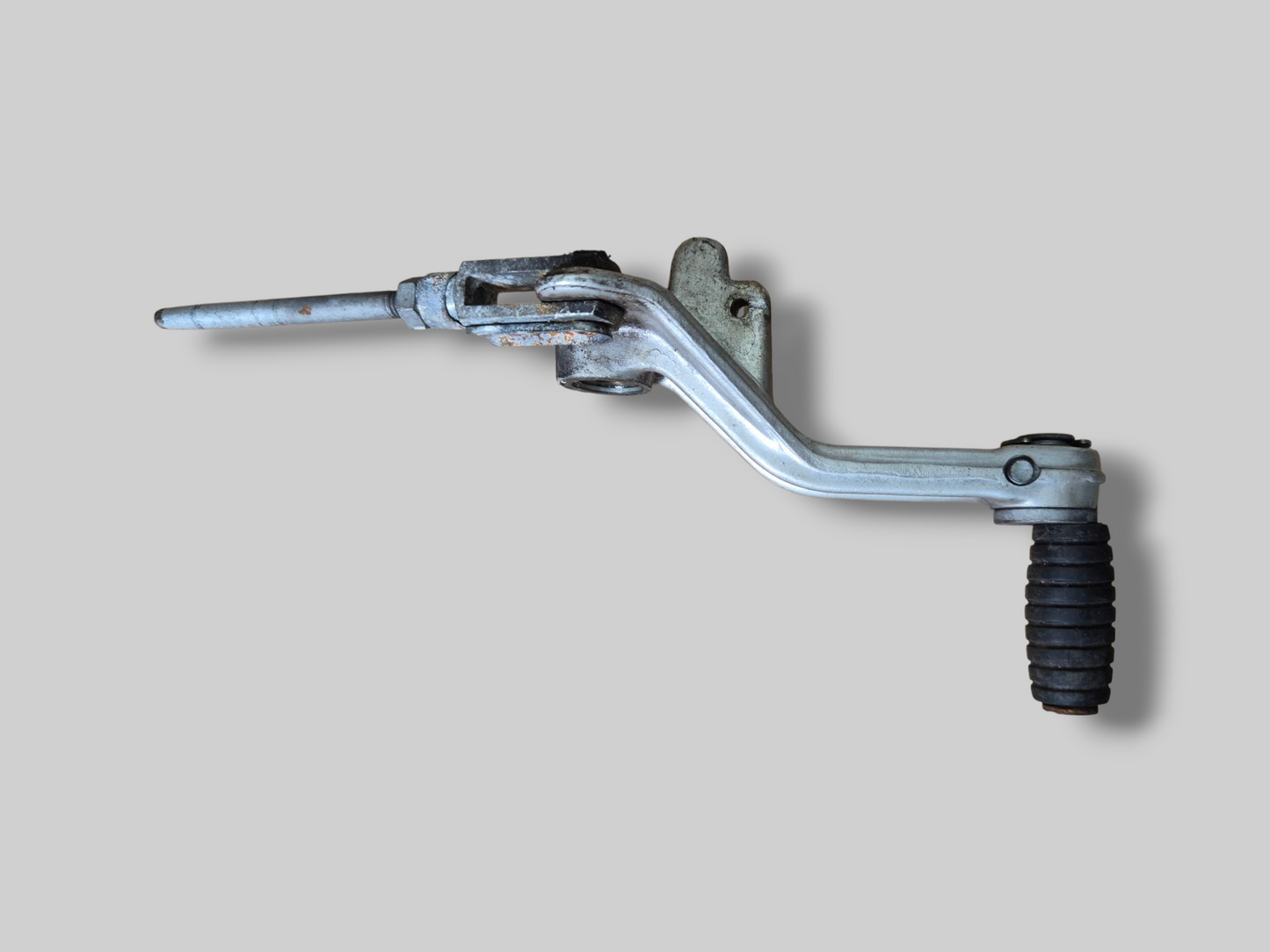 REAR BRAKE PEDAL LEVER AP8135925 Aprilia RSV Mille 98-03 / Tuono 02-05