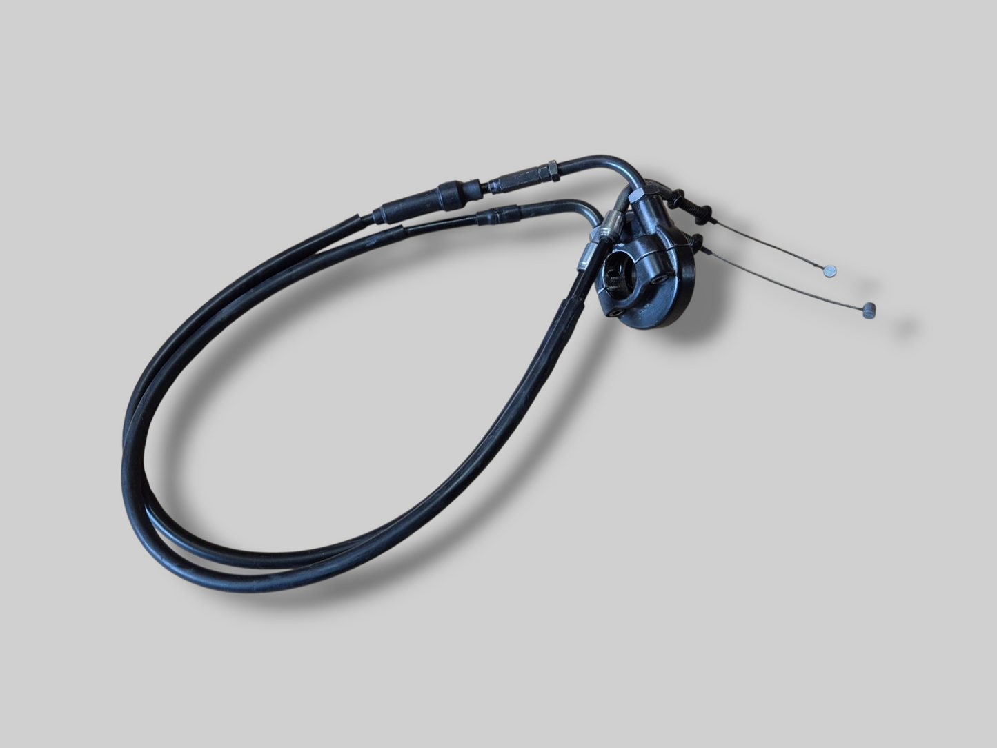 THROTTLE CABLES AP8114404 AP8114405 Aprilia RSV Mille 98-03 / Tuono 02-05