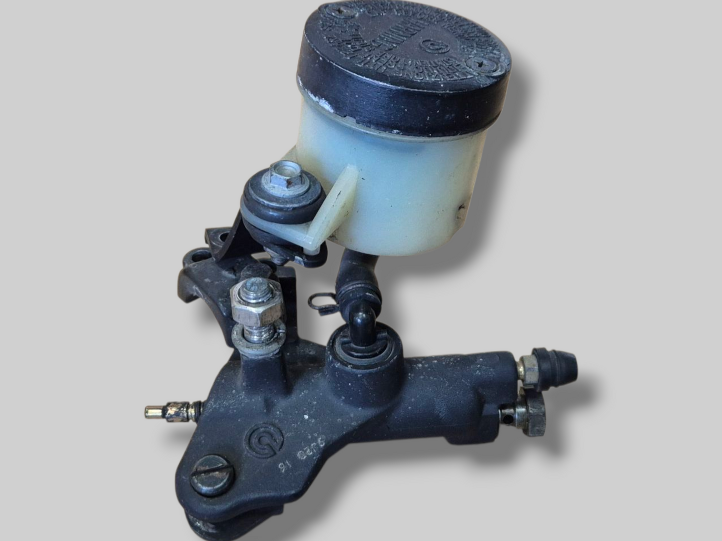 FRONT BRAKE PUMP MASTER CYLINDER AP8113969 Aprilia RSV Mille 98-03 / Tuono 02-05