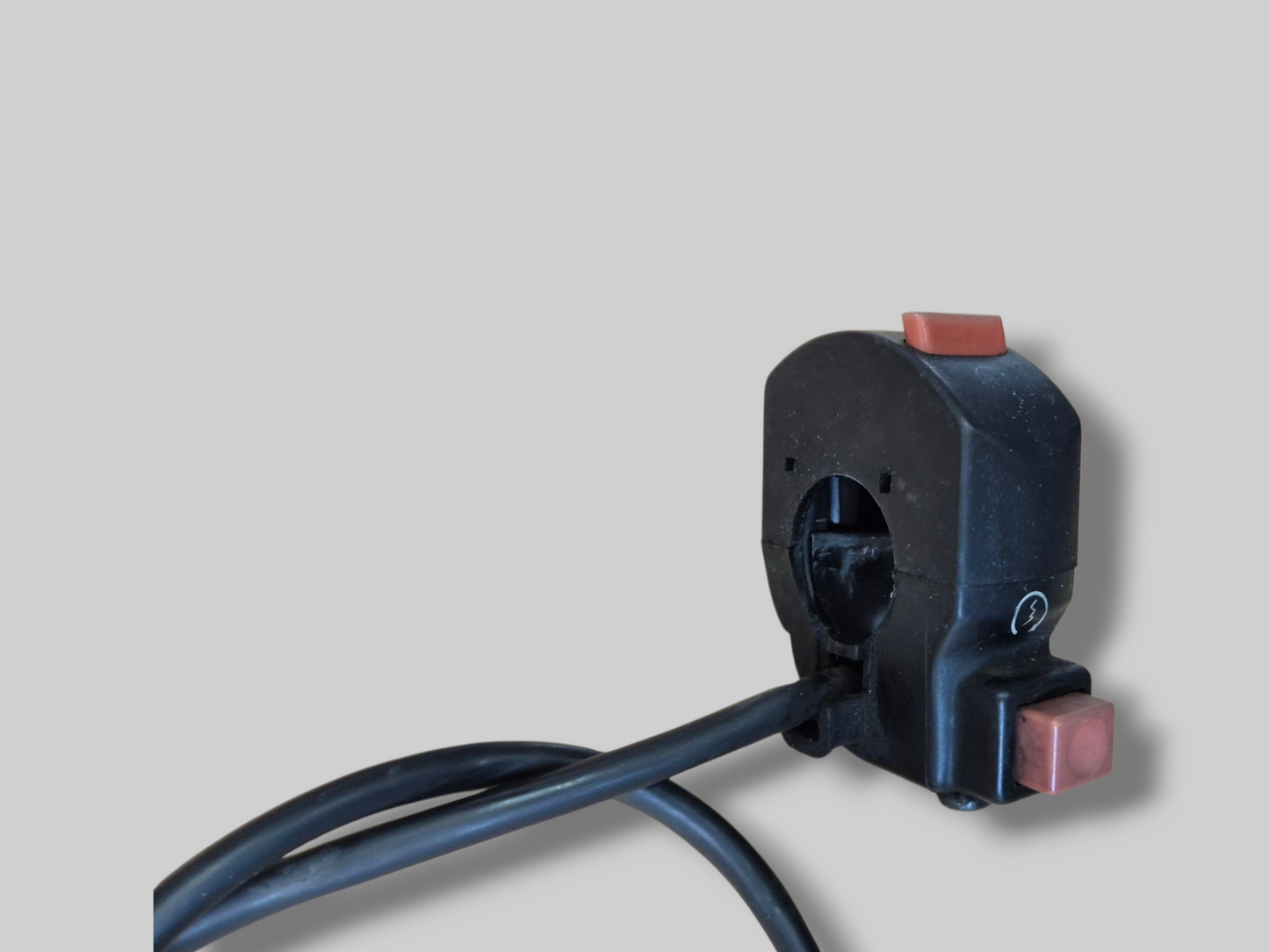 RIGHT-HAND SIDE HANDLEBAR KILLSWITCH AP8124260 Aprilia RSV Mille 1998-2000 / SL1000 Falco 01-03