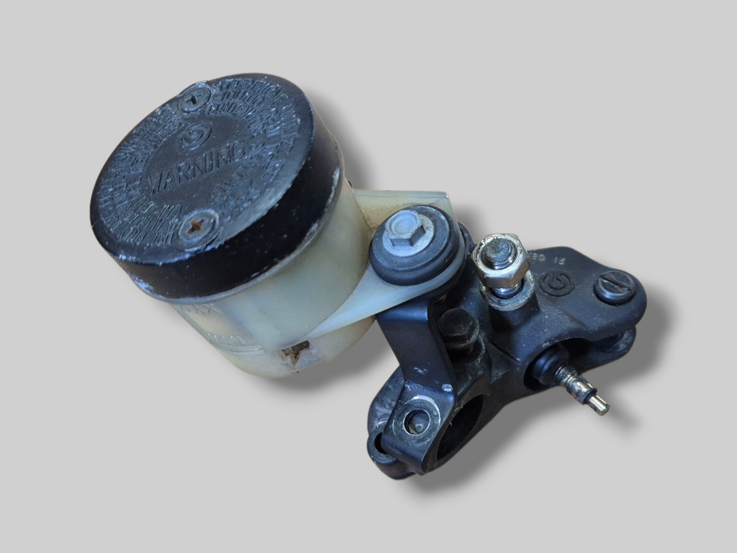 FRONT BRAKE PUMP MASTER CYLINDER AP8113969 Aprilia RSV Mille 98-03 / Tuono 02-05