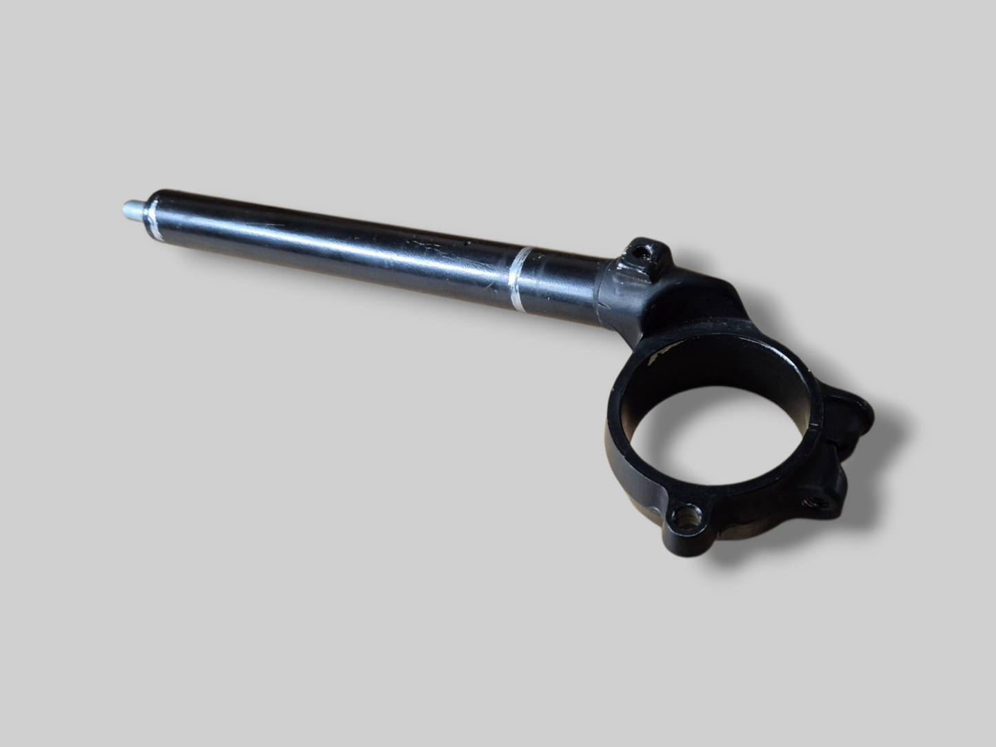 RECHTERKANT 54 mm STUURCLIP-ON AP8118592 Aprilia RSV Mille 98-03