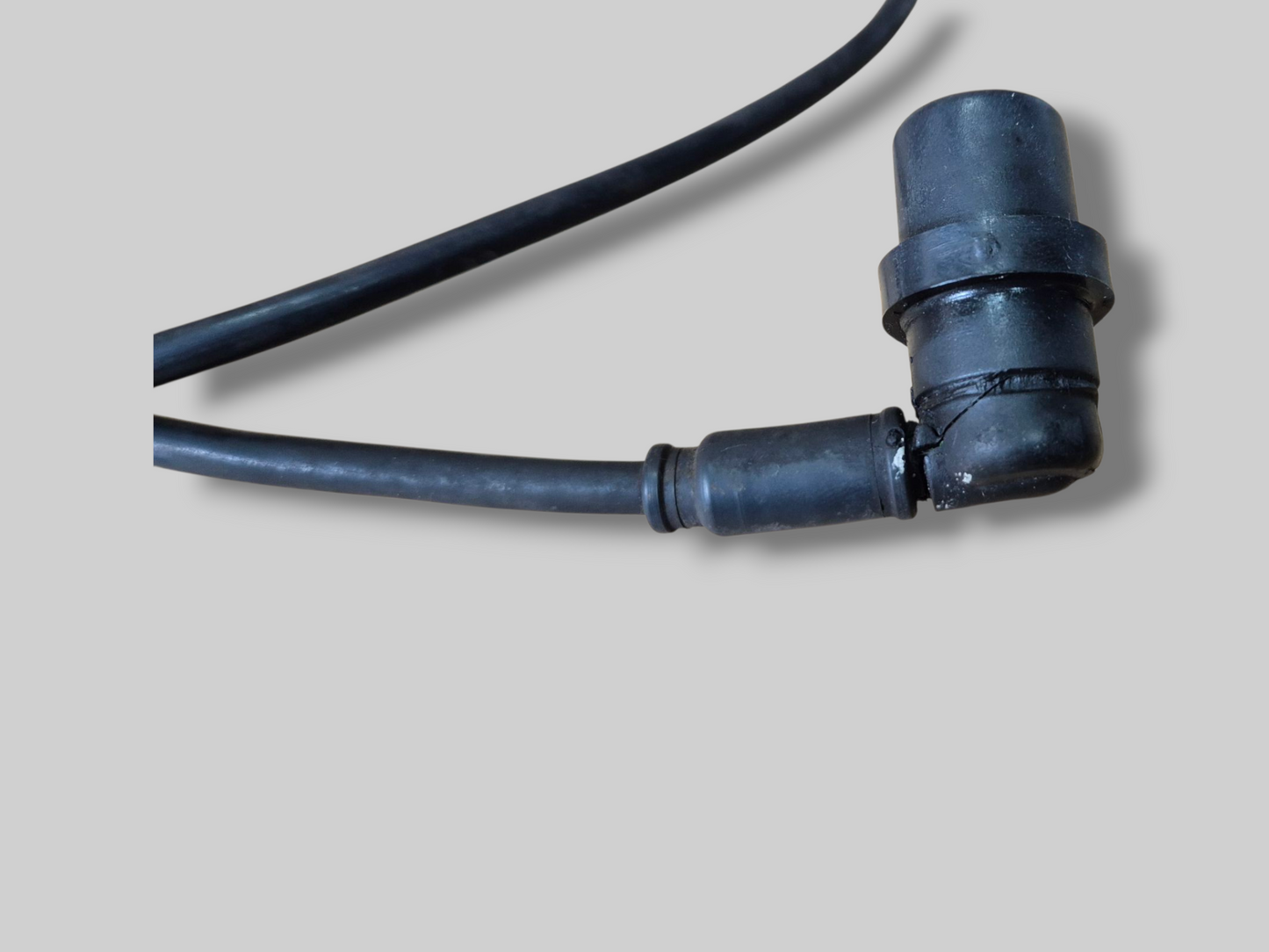 SPEED SENSOR AP8124528 Aprilia RSV 98-03 / SL Falco / RSV4 09-10 / RSV 04-10
