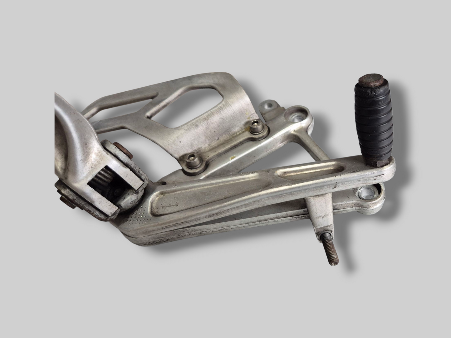 RIGHT-HAND SIDE FOOTREST REARSET COMPLETE AP8134593 Aprilia SL1000 Falco 2000-2003