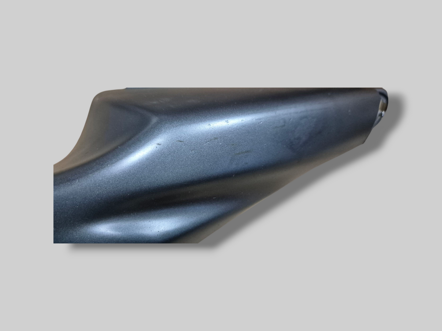 LEFT-HAND REAR TAIL FAIRING MATT GREY AP8179073 Aprilia RSV1000R / Tuono 1000R 2006-2009