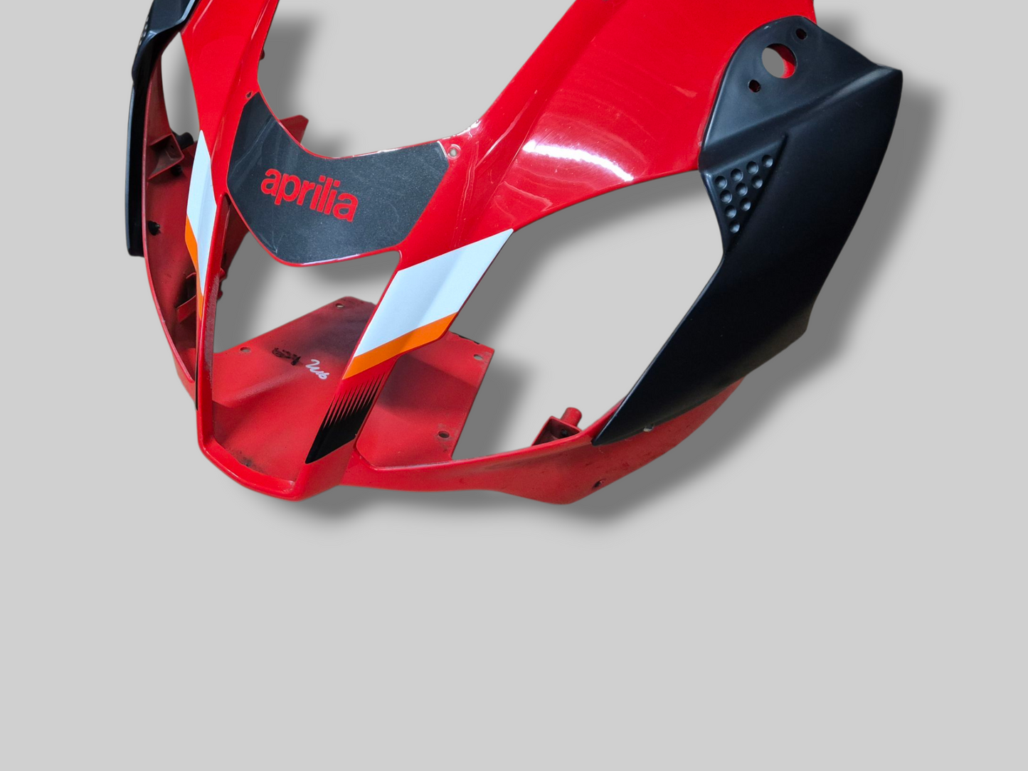 VOORSPATBORD SPATBORD ZWART AP8156254 Aprilia RSV1000R 04-10 / Tuono 1000R 06-10