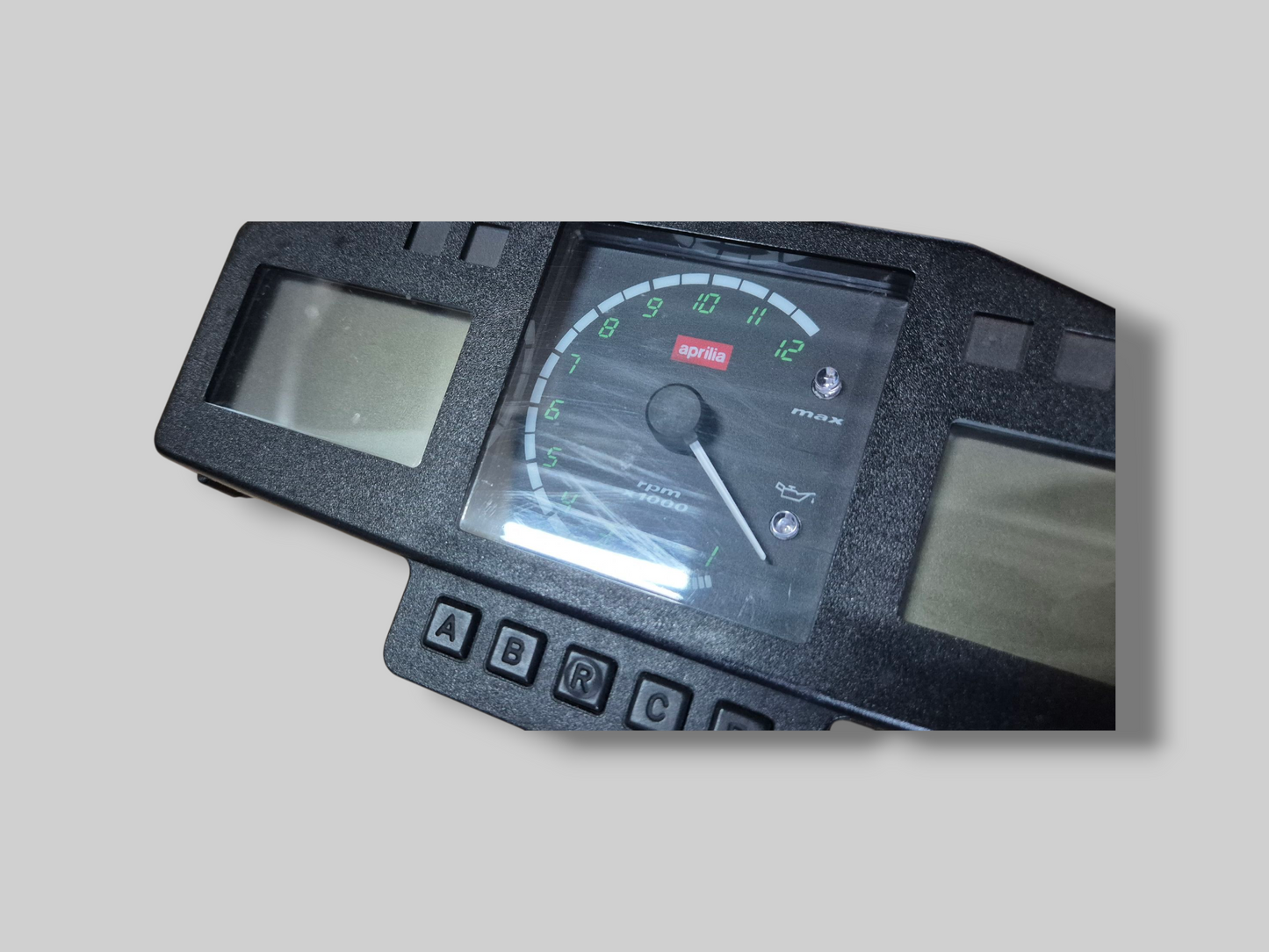 SNELHEIDSMETER DASHBOARD VOORKAP AP8124573 Aprilia RSV Mille 98-03 / Tuono 02-05