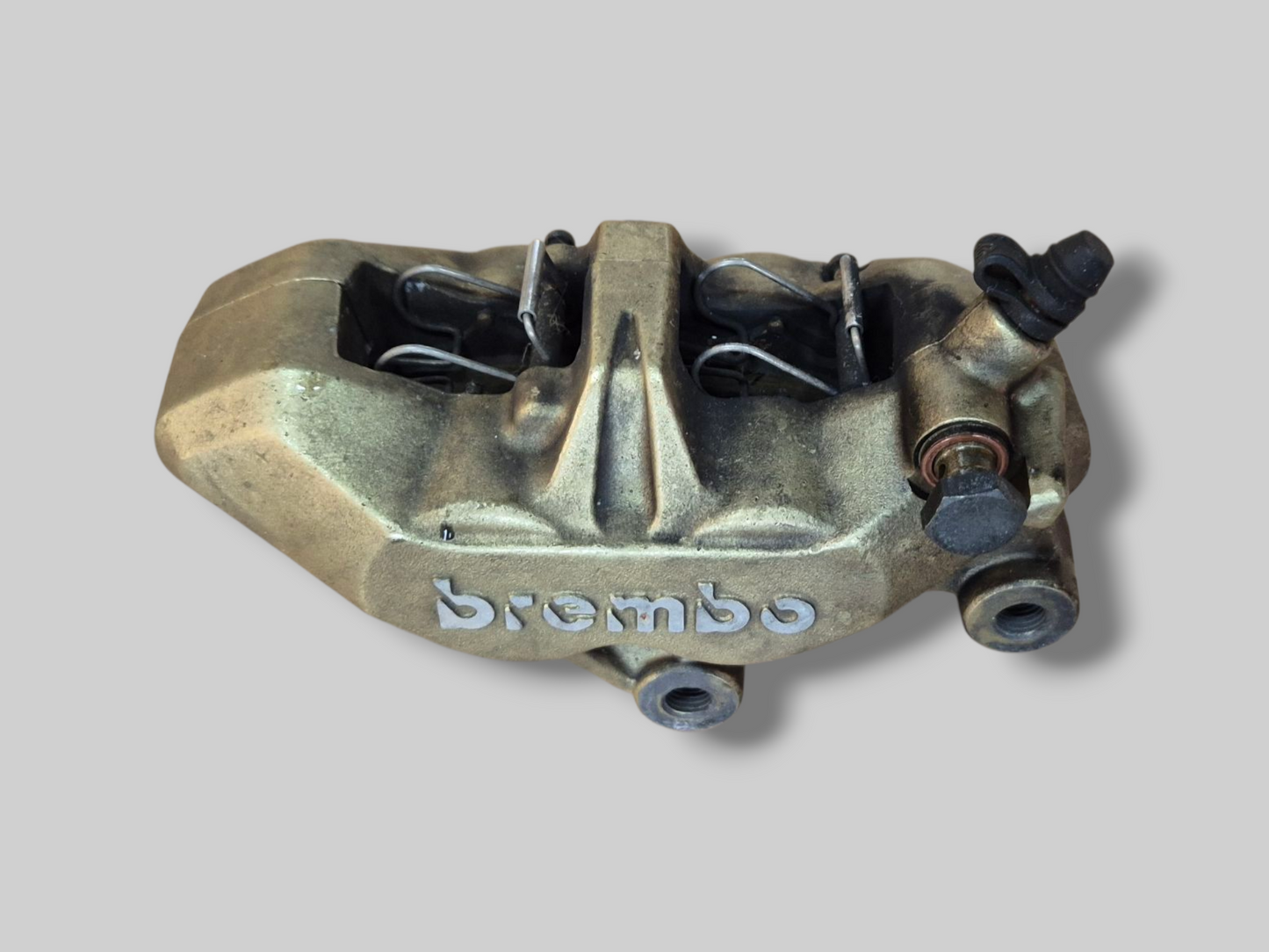 REMKLAUW VOOR RECHTS BREMBO P4 GOUD AP8113970 Aprilia RSV Mille 98-03 / Tuono 02-05