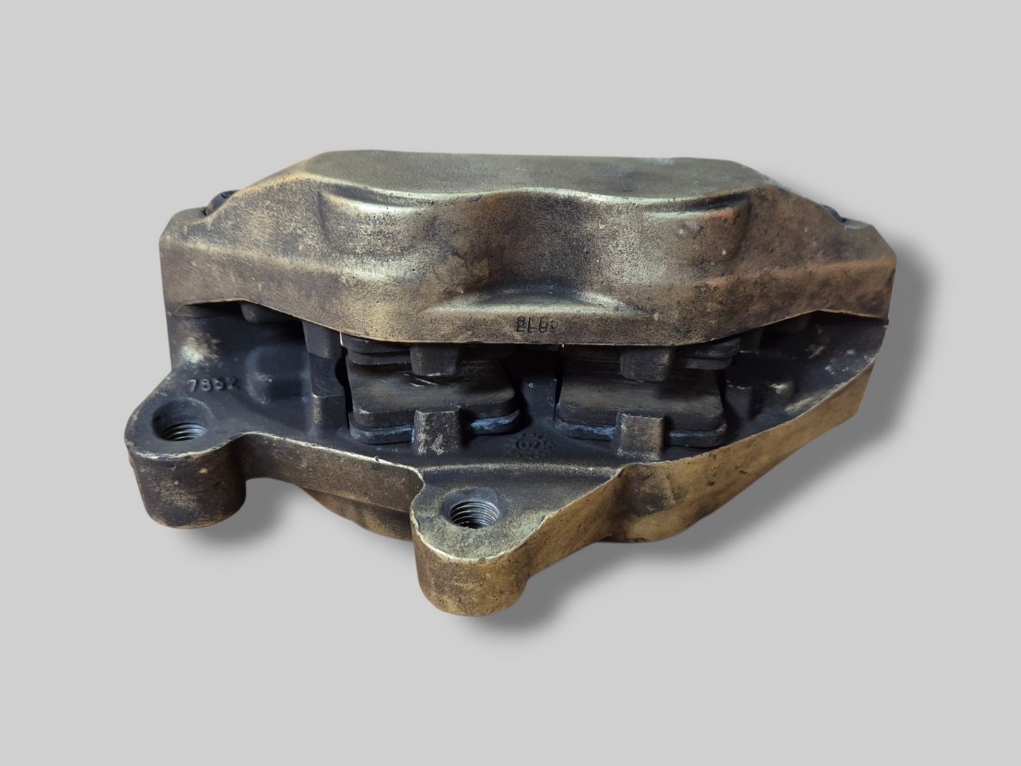REMKLAUW VOOR RECHTS BREMBO P4 GOUD AP8113970 Aprilia RSV Mille 98-03 / Tuono 02-05