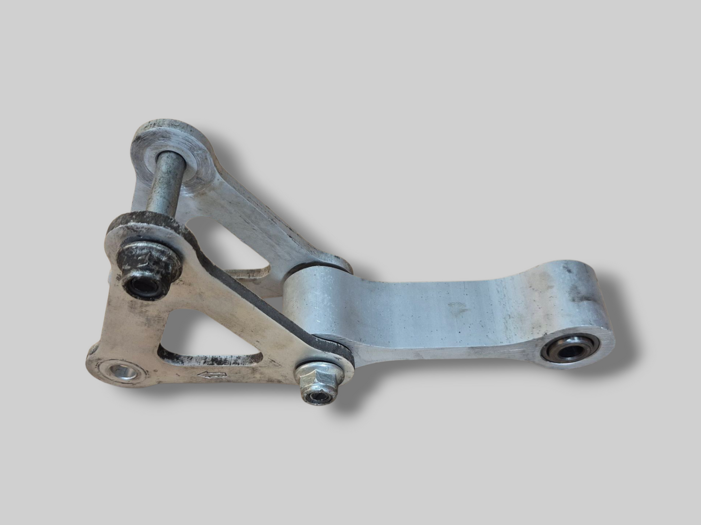 ACHTERSCHOKKOPPELING DOGBONE AP8135917 Aprilia RSV Mille 1998-2000