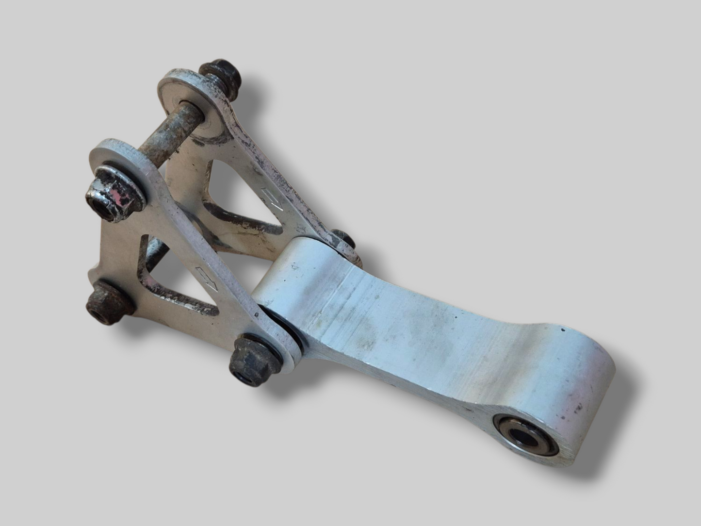 ACHTERSCHOKKOPPELING DOGBONE AP8135917 Aprilia RSV Mille 1998-2000