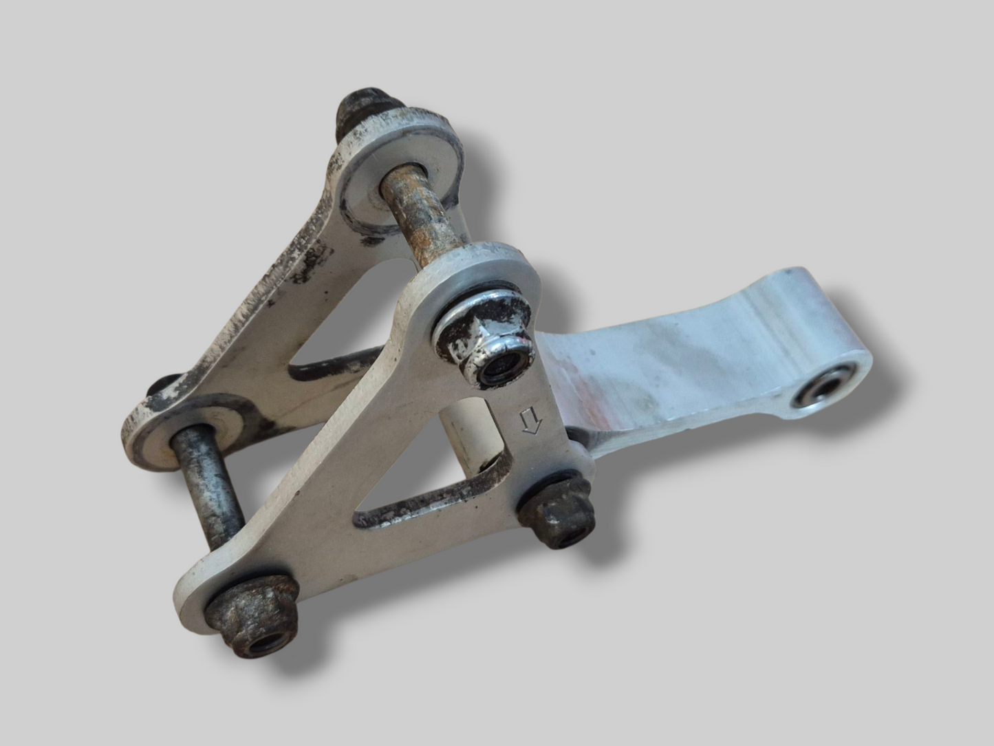 ACHTERSCHOKKOPPELING DOGBONE AP8135917 Aprilia RSV Mille 1998-2000
