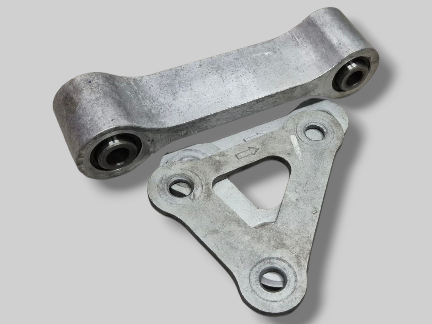 ACHTERSCHOKKOPPELING DOGBONE AP8135917 Aprilia RSV Mille 1998-2000