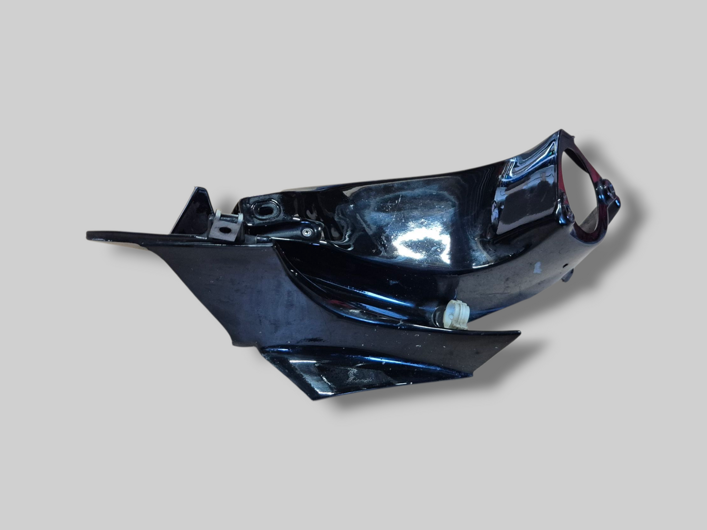 RECHTER BINNENLUCHTKANAALKUIP, GLANZEND ZWART AP8149277 Aprilia RSV Mille 98-03