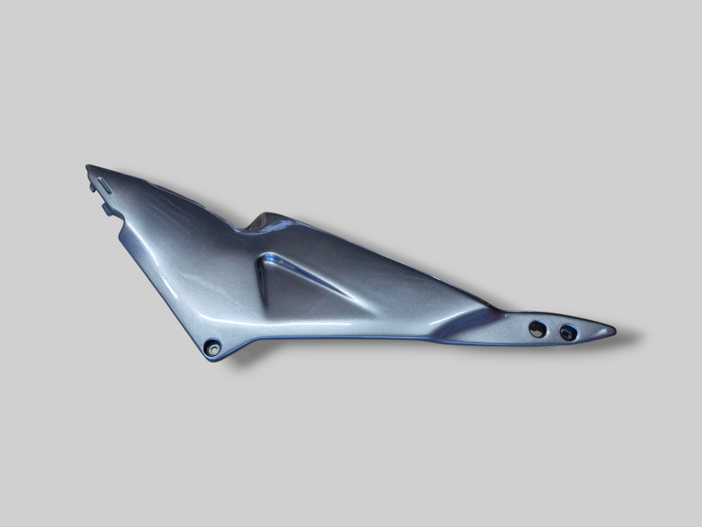 BRANDSTOFTANK ZIJPANEEL RECHTER AP8138587 Aprilia RSV Mille 98-00