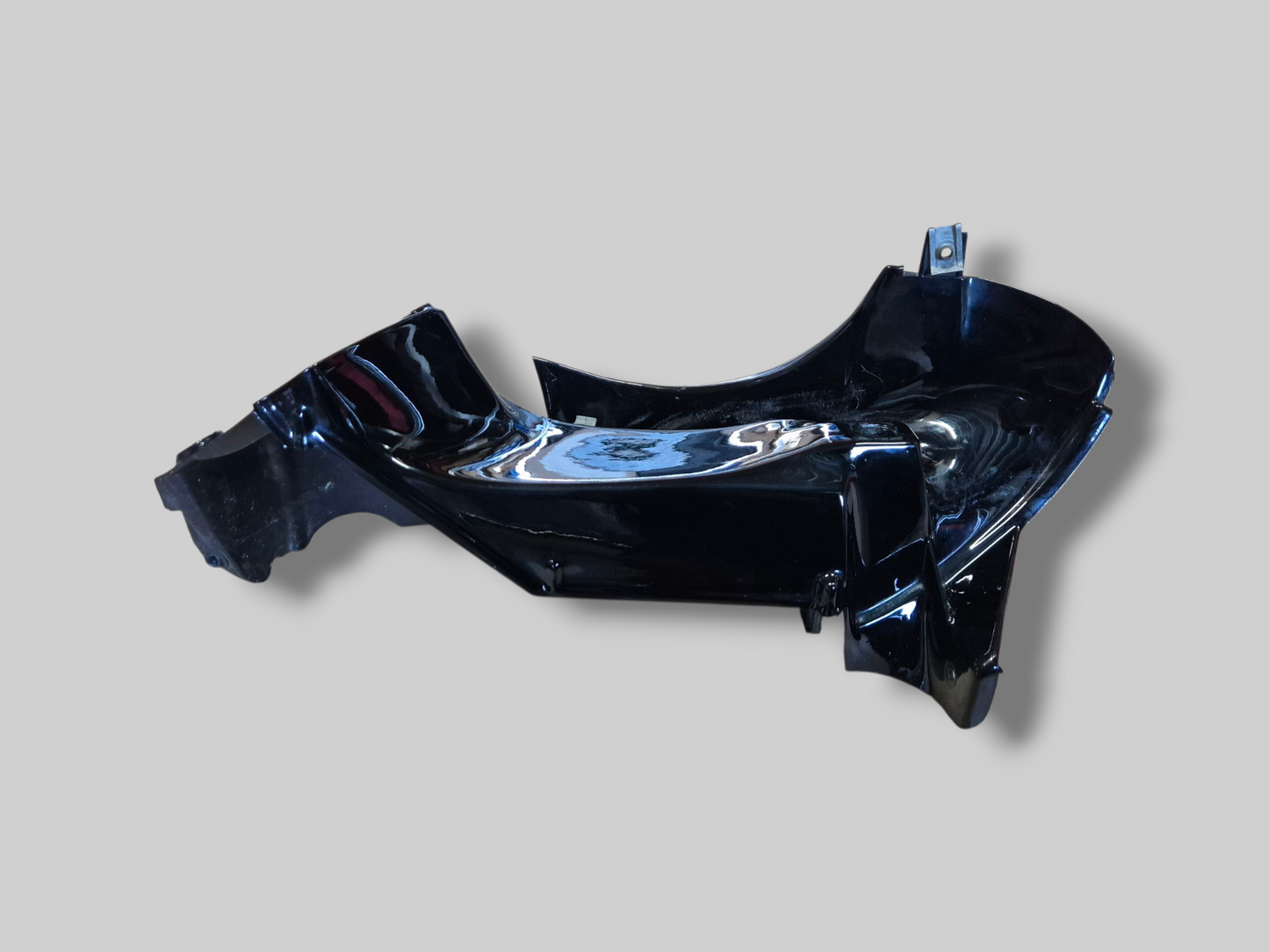 RECHTER BINNENLUCHTKANAALKUIP, GLANZEND ZWART AP8149277 Aprilia RSV Mille 98-03