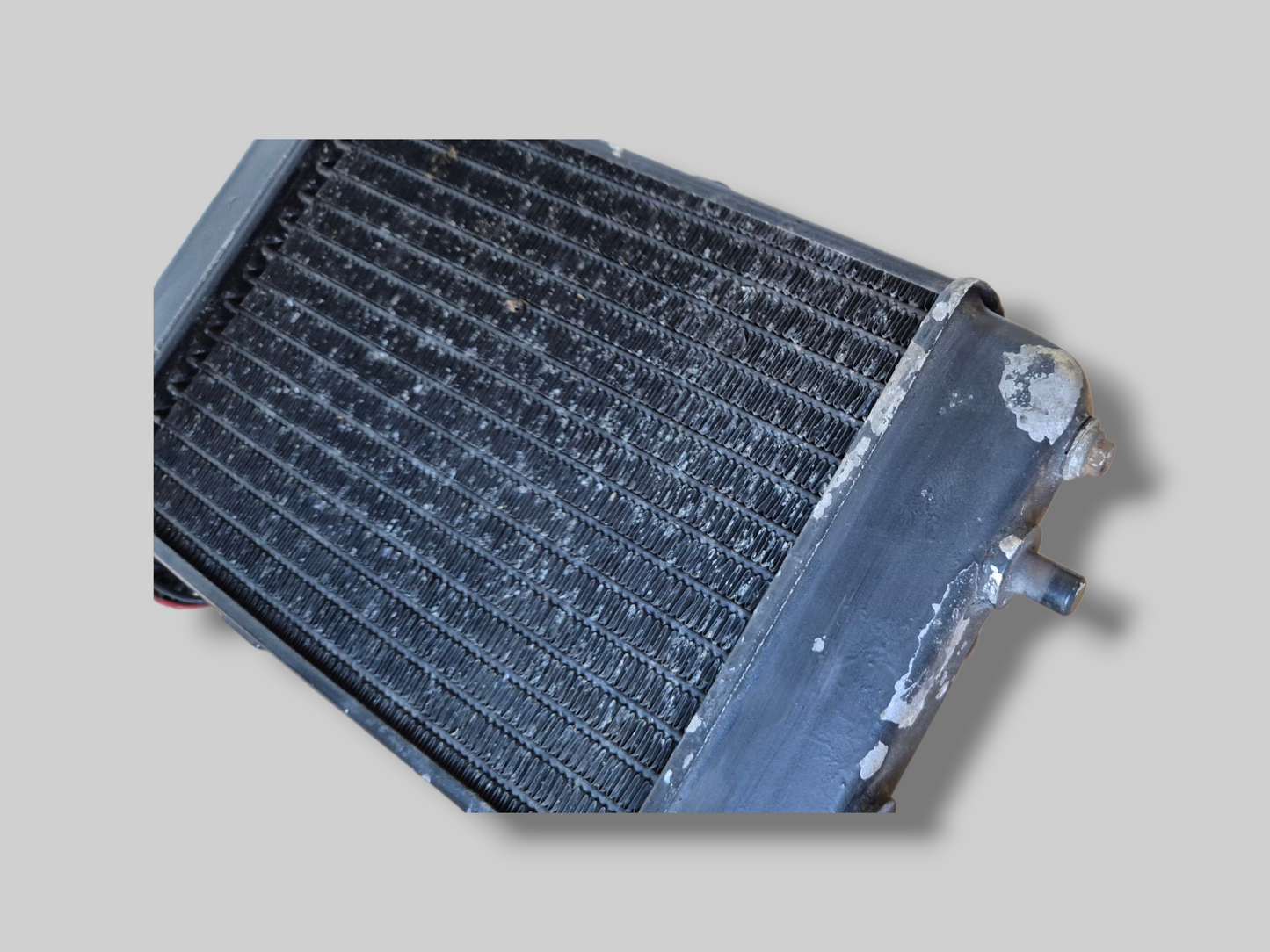 LINKER RADIATOR ZILVER AP8102951 Aprilia RSV Mille 98-03 / Tuono 02-05
