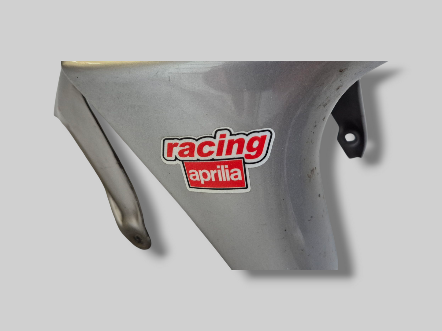 FRONT FENDER MUDGUARD GREY AP8126982 Aprilia RSV1000R 04-10 / Tuono 1000R 06-10