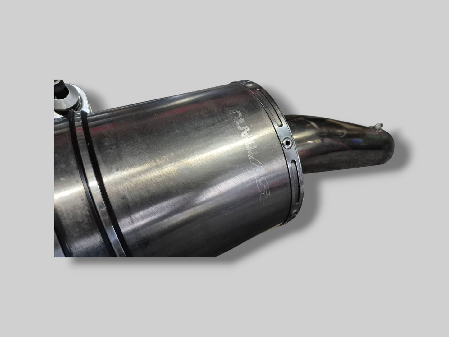 APRILIA RACING RSV TITANIUM EVO UITLAAT KAN INCL EPROM Aprilia RSV Mille 98-03 / Tuono 02-05