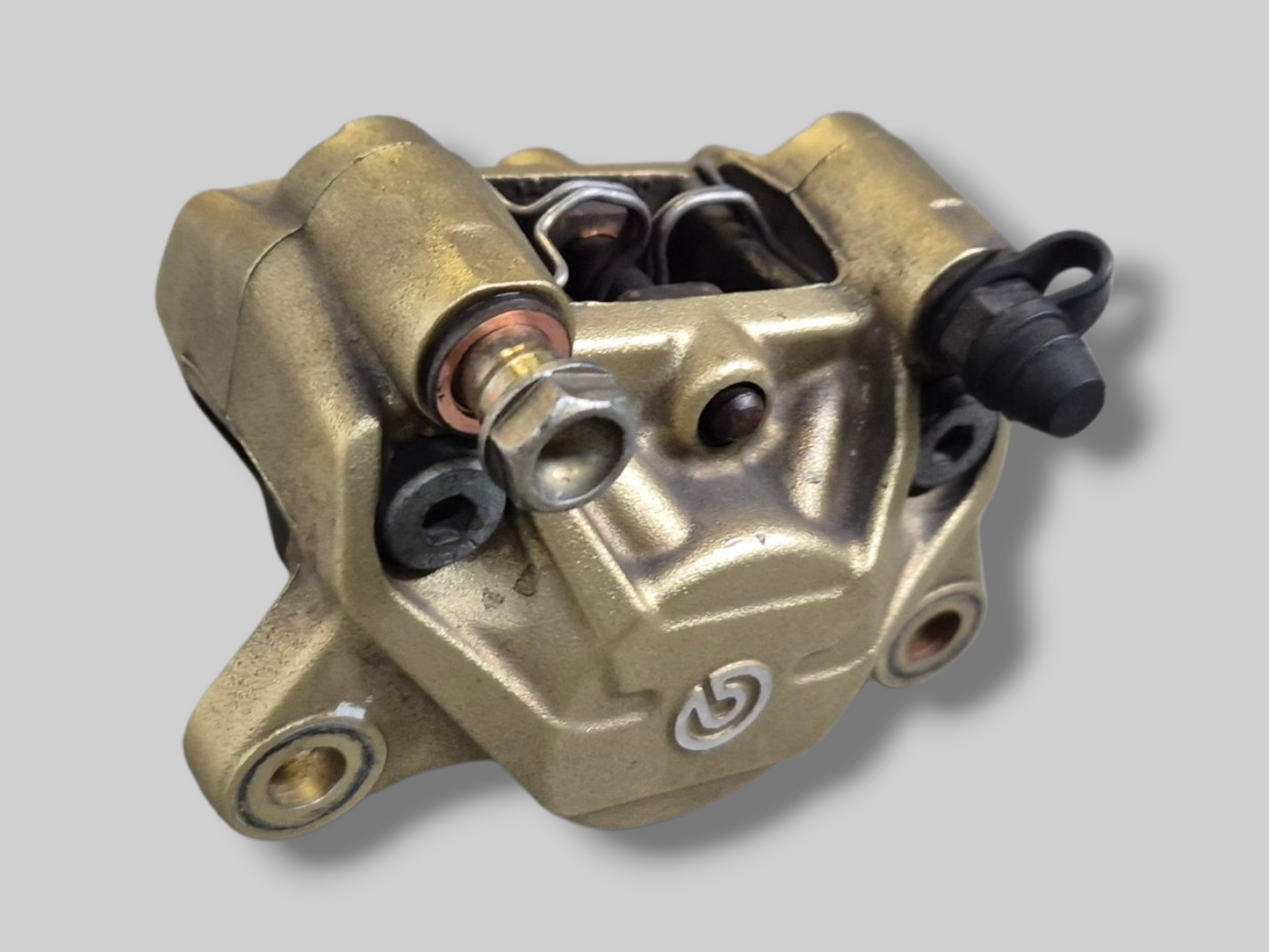 ACHTERREMKLAUW GOUD BREMBO AP8113897 Aprilia RSV Mille 98-03 / Tuono 02-05