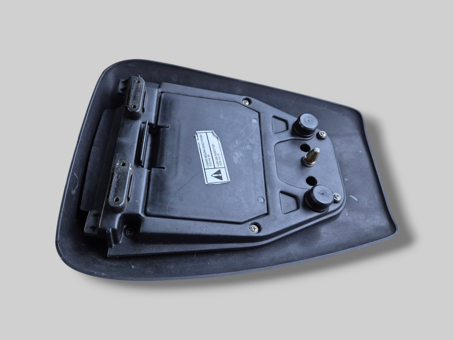 PASSAGIER ACHTER MONOSEAT KAP Aprilia RSV Mille 2001-2002