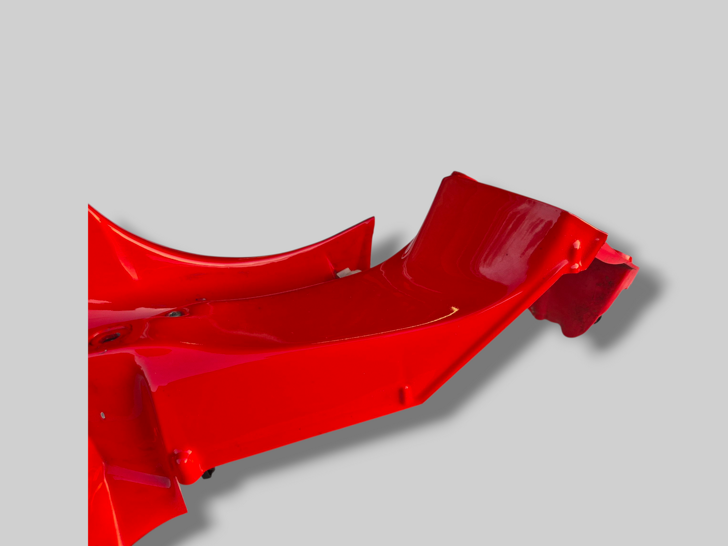 RECHTER BINNENLUCHTKANAALKUIP, MAT ZWART AP8149277 Aprilia RSV Mille 98-03