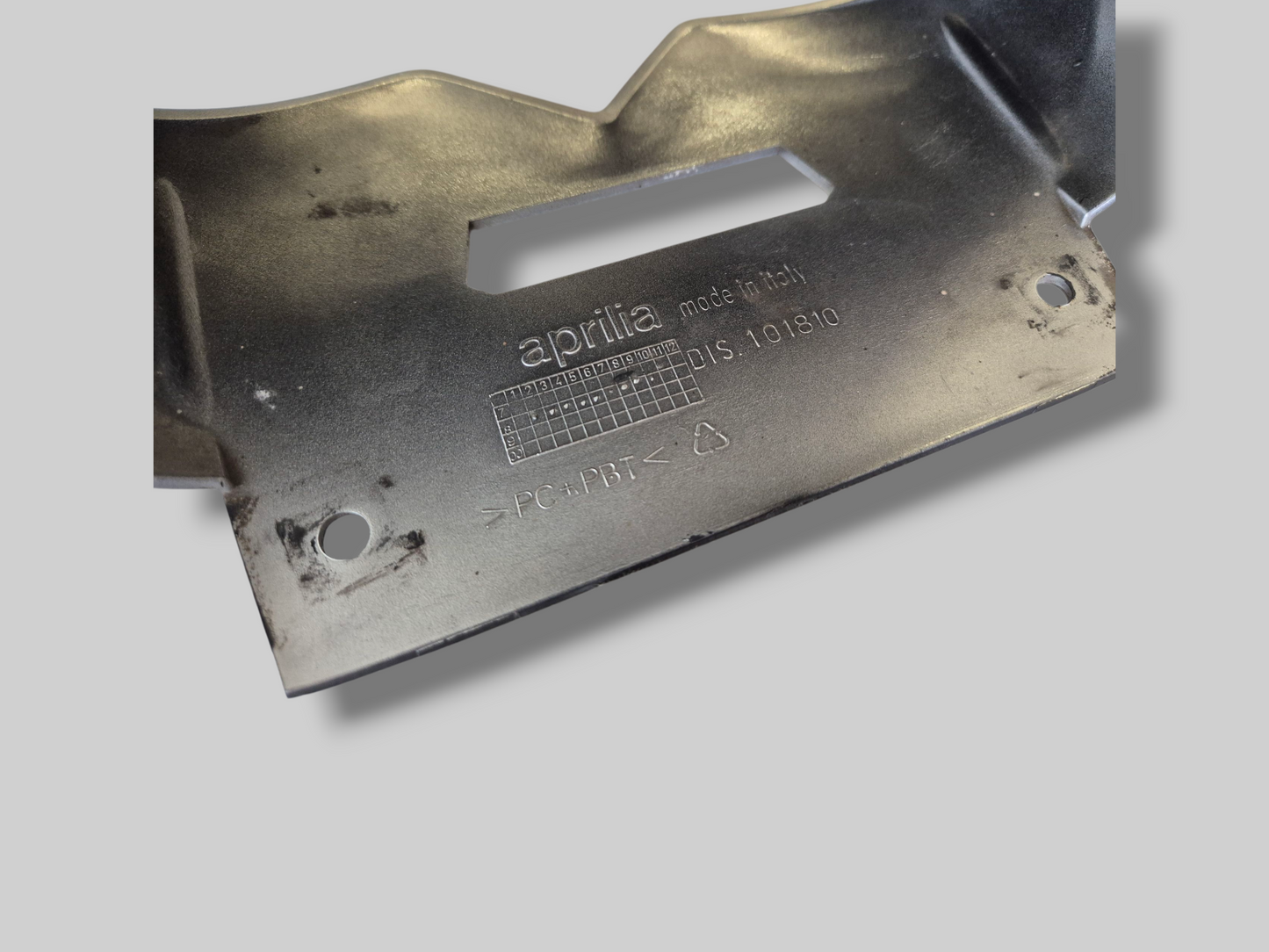 ACHTERLICHTKAP ZILVER AP8138592 Aprilia RSV Mille 1998-2000