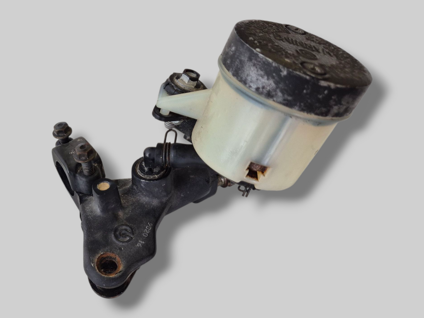 MAITRE CYLINDRE DE POMPE DE FREIN AVANT AP8113969 Aprilia RSV Mille 98-03 / Tuono 02-05