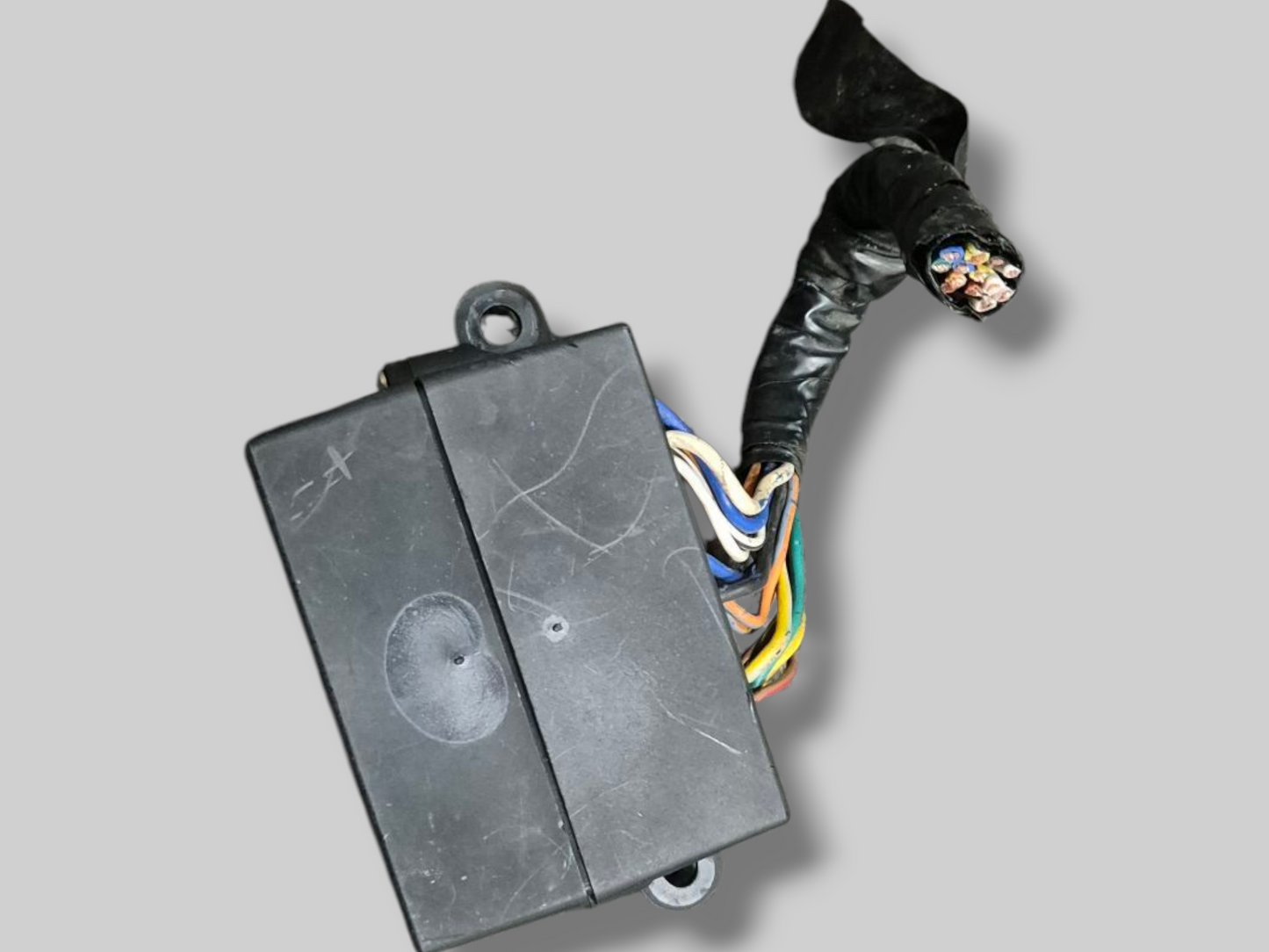 RELAY BOX FRONT Aprilia RSV Mille 98-03 / Tuono 02-05
