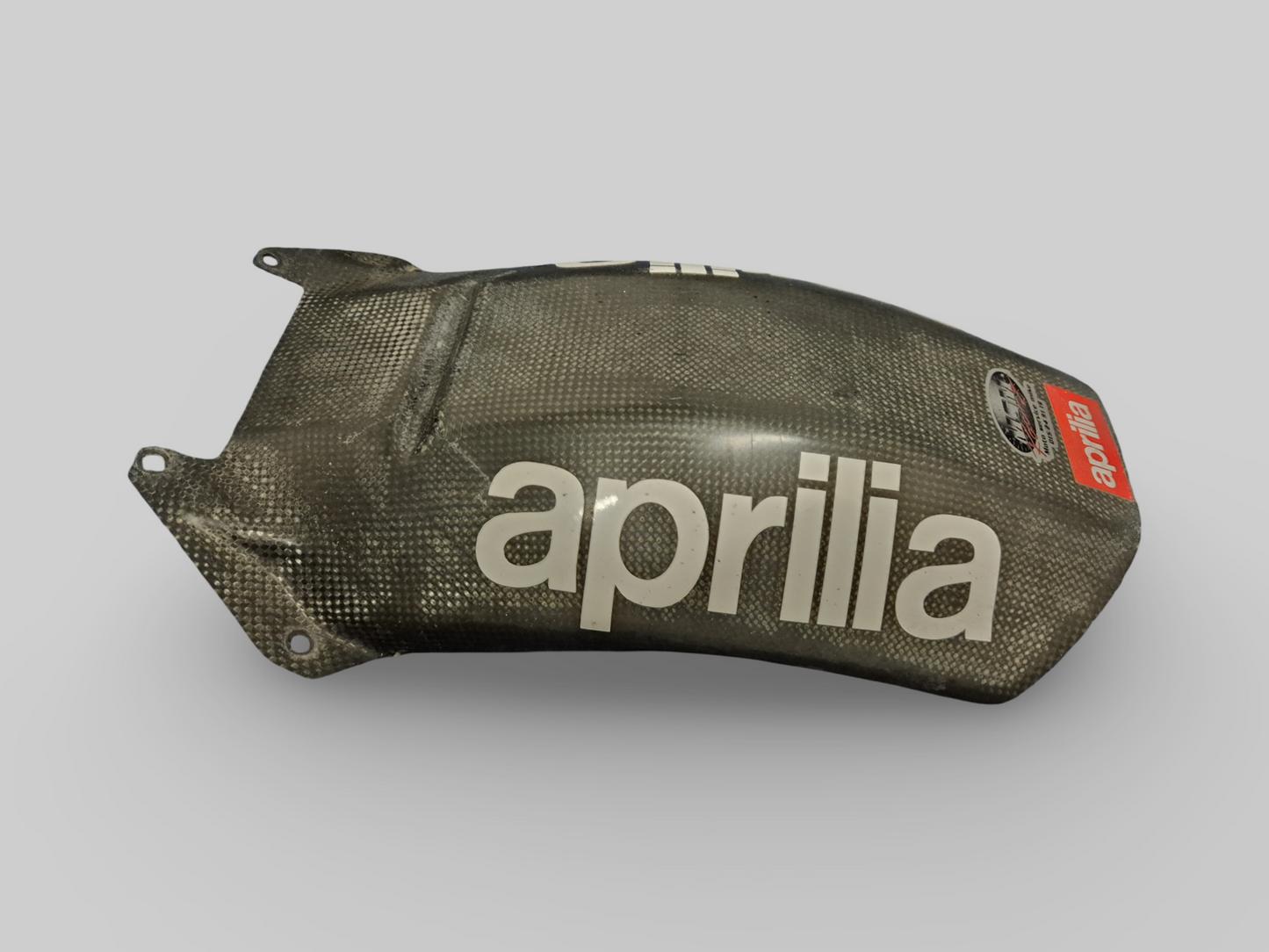 REAR CARBON OEM MUDGUARD / HUGGER AP8791048 Aprilia RSV Mille 98-03 / Tuono 02-05