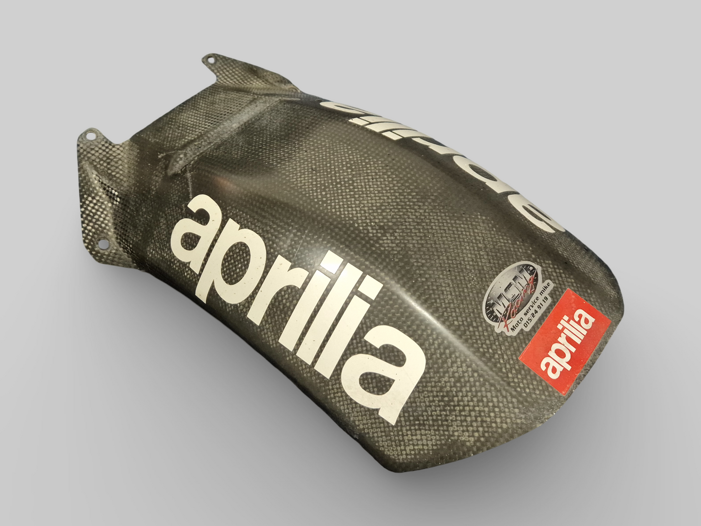 REAR CARBON OEM MUDGUARD / HUGGER AP8791048 Aprilia RSV Mille 98-03 / Tuono 02-05