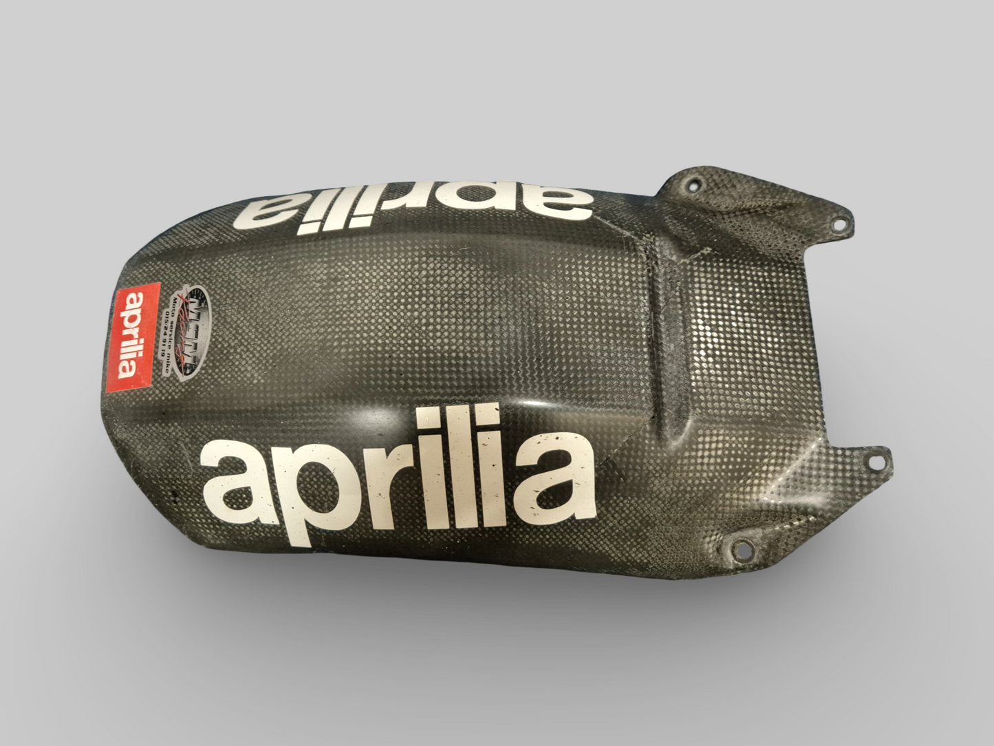 REAR CARBON OEM MUDGUARD / HUGGER AP8791048 Aprilia RSV Mille 98-03 / Tuono 02-05
