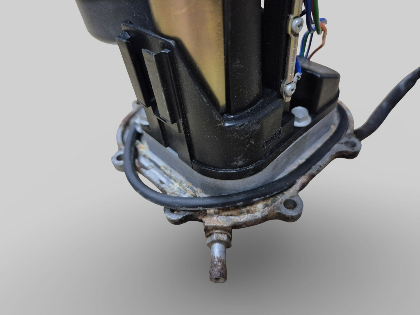 POMPE À ESSENCE COMPLÈTE Aprilia RSV1000R 04-10 / Tuono 1000R 06-10 