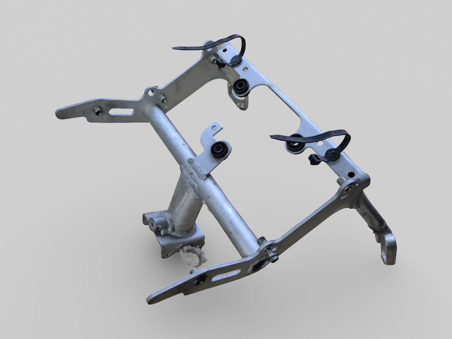 SUPPORT DE GROUPE D'INSTRUMENTS SOUS-CHÂSSIS AVANT AP8135905 Aprilia RSV Mille 98-03 